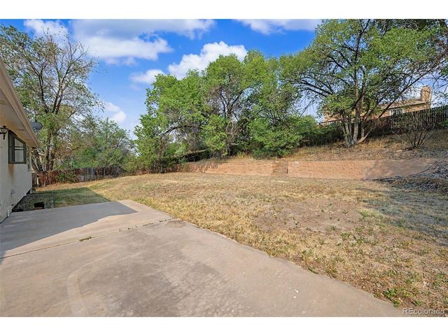 3760 Catalpa Dr, Colorado Springs, CO 80907