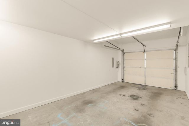 1121 S CLINTON ST, Baltimore, MD 21224