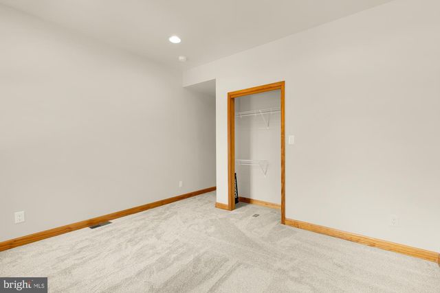 1121 S CLINTON ST, Baltimore, MD 21224