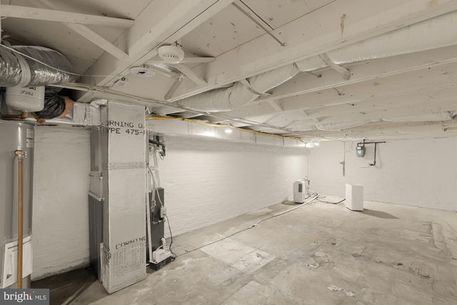 1121 S CLINTON ST, Baltimore, MD 21224