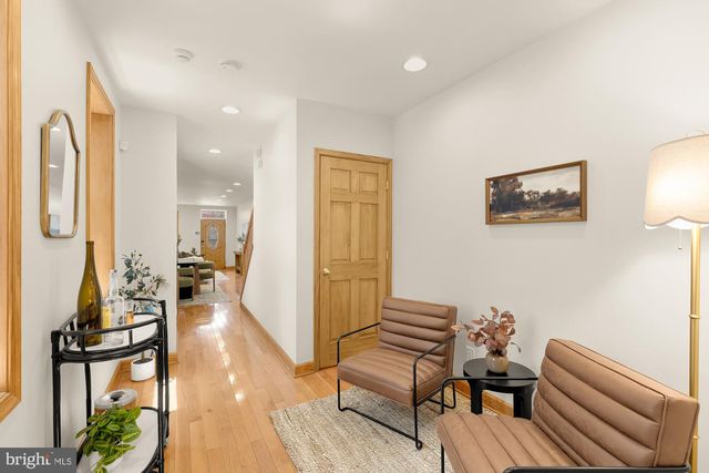 1121 S CLINTON ST, Baltimore, MD 21224