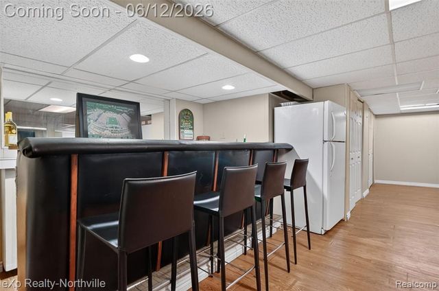 33083 Broadmoor Court, Livonia, MI 48154