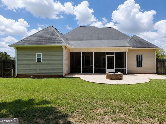 129 Pond Drive, Kathleen, GA 31047