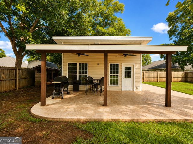 129 Pond Drive, Kathleen, GA 31047