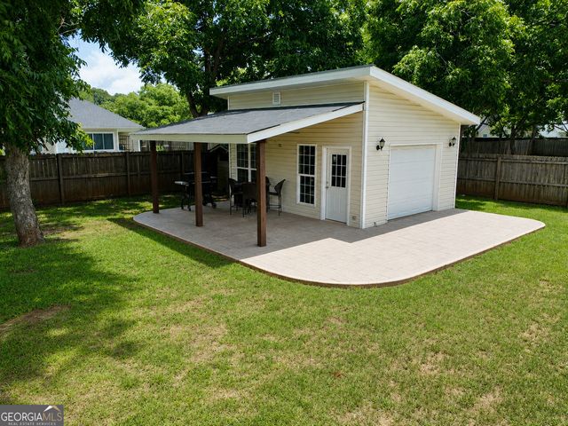 129 Pond Drive, Kathleen, GA 31047