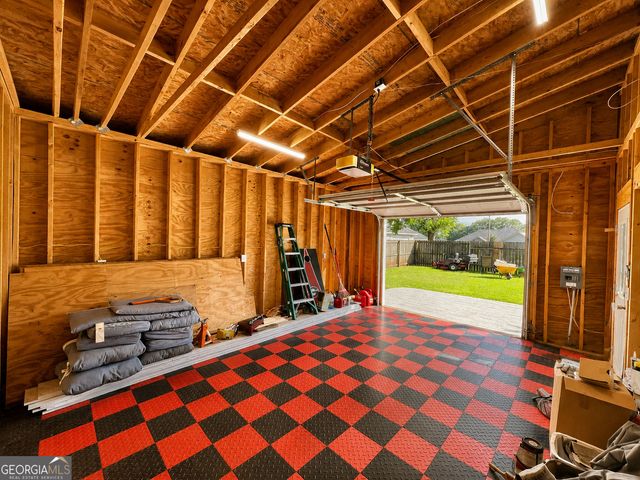 129 Pond Drive, Kathleen, GA 31047