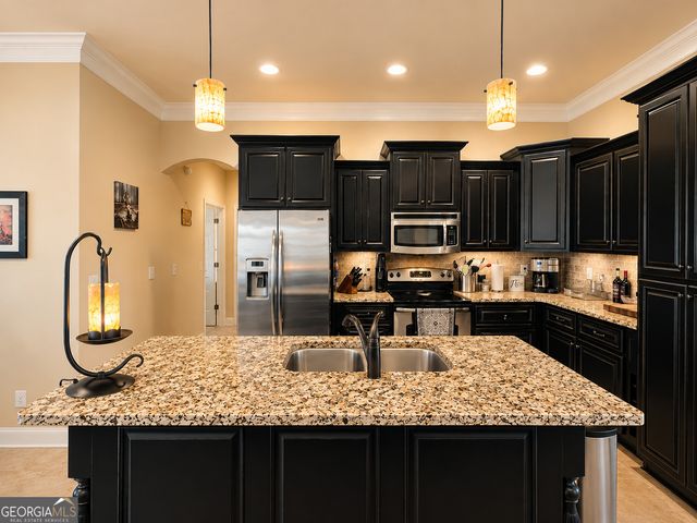129 Pond Drive, Kathleen, GA 31047