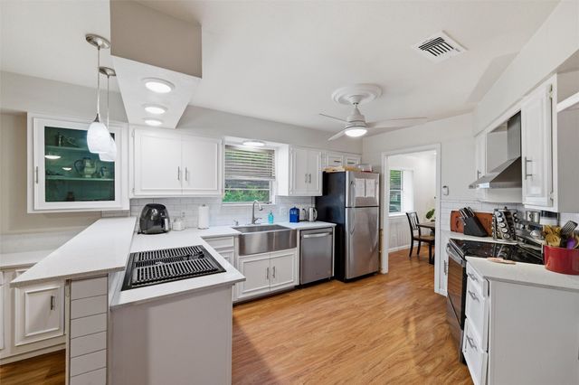 1012 Townsend Lane, Desoto, TX 75115