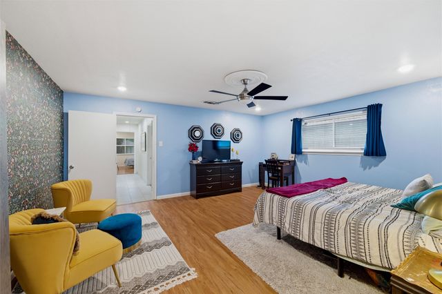 1012 Townsend Lane, Desoto, TX 75115