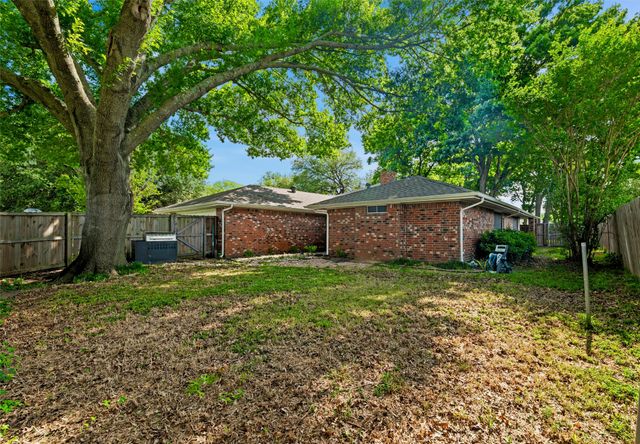 1012 Townsend Lane, Desoto, TX 75115
