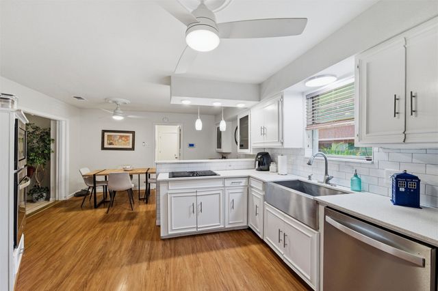 1012 Townsend Lane, Desoto, TX 75115