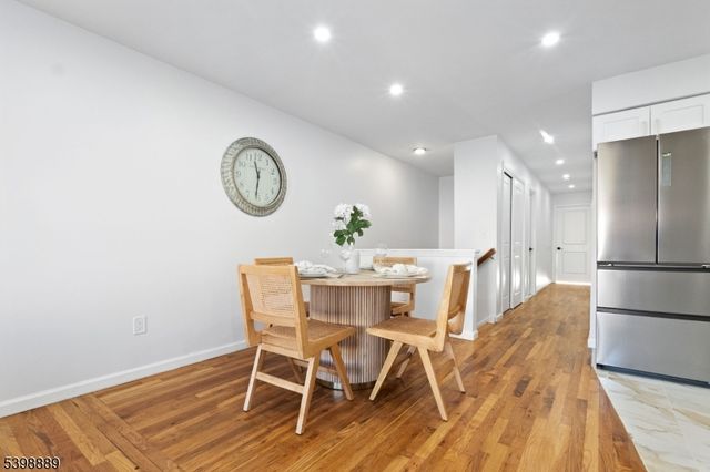 14 Willoughby St, Newark City, NJ 07112