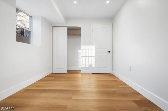 14 Willoughby St, Newark City, NJ 07112