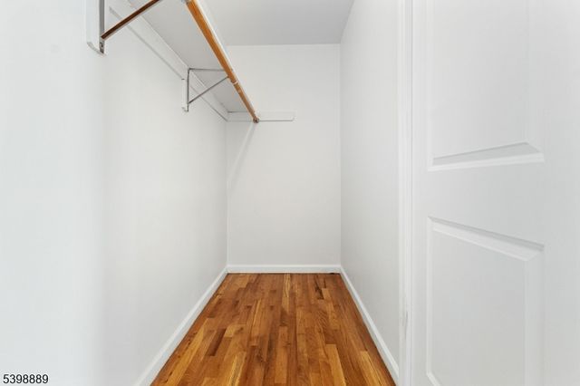 14 Willoughby St, Newark City, NJ 07112