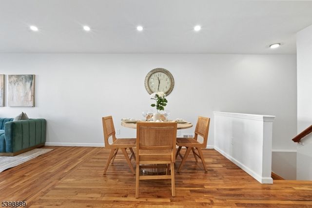 14 Willoughby St, Newark City, NJ 07112