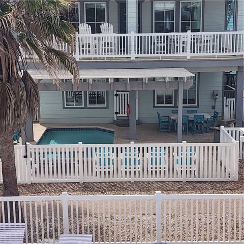 913 Banyan Beach Dr, Port Aransas, TX 78373