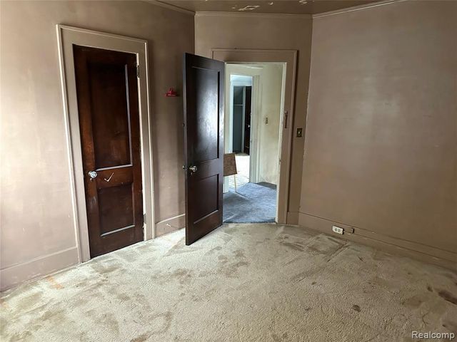 201 Moss Street, Highland Park, MI 48203