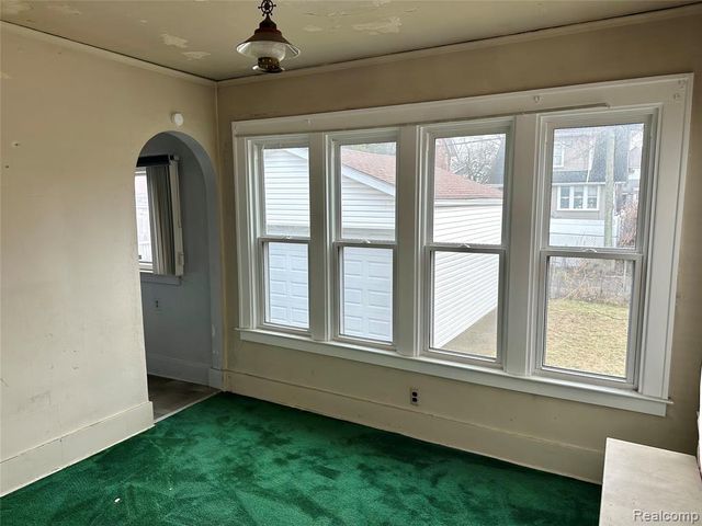 201 Moss Street, Highland Park, MI 48203