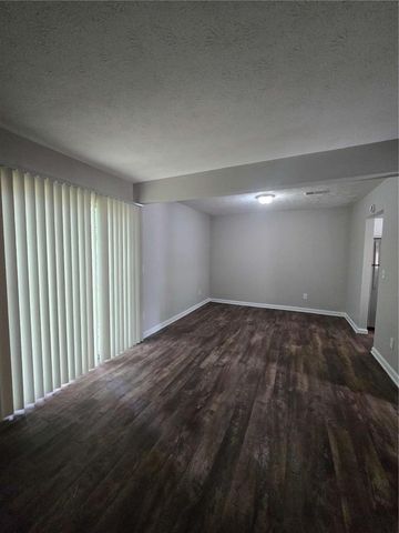 1004 Pine Tree Trail, South Fulton, GA 30349