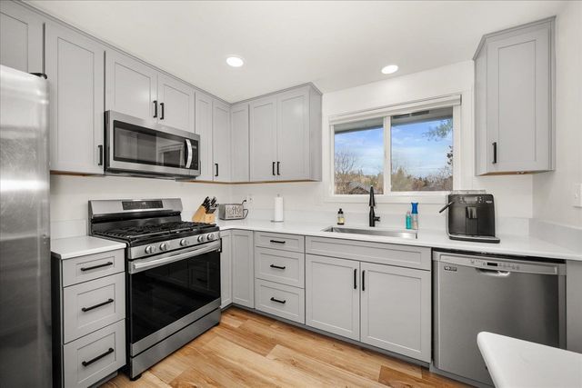 5231 W Rosewood Ave, Spokane, WA 99208