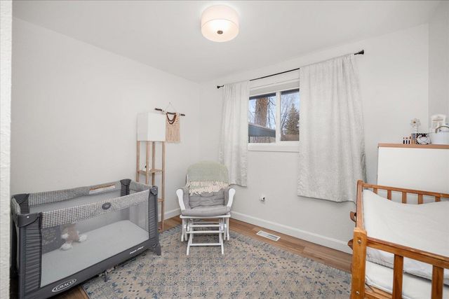 5231 W Rosewood Ave, Spokane, WA 99208