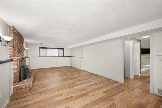 5231 W Rosewood Ave, Spokane, WA 99208