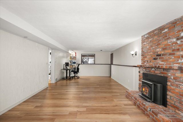 5231 W Rosewood Ave, Spokane, WA 99208