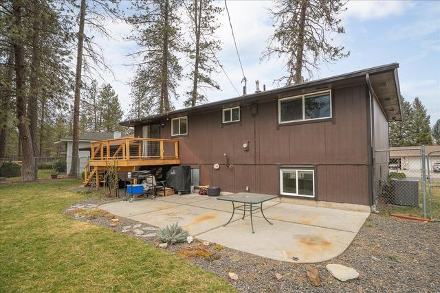 5231 W Rosewood Ave, Spokane, WA 99208