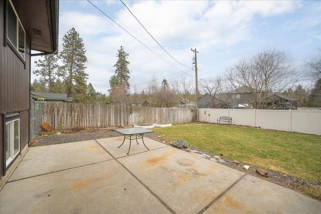 5231 W Rosewood Ave, Spokane, WA 99208