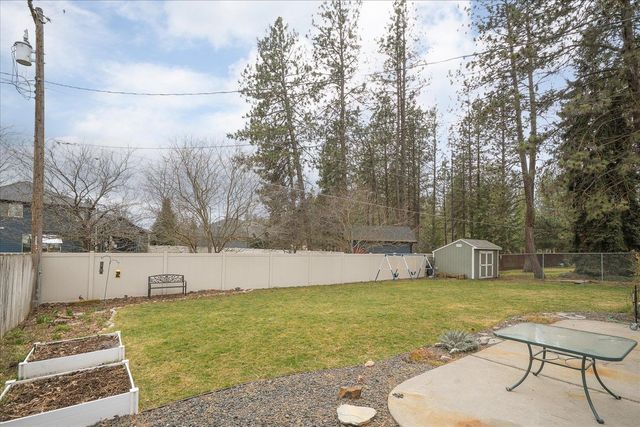 5231 W Rosewood Ave, Spokane, WA 99208