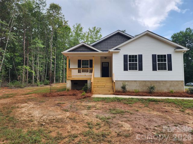 5900 Flamingo Drive 4, Conover, NC 28613