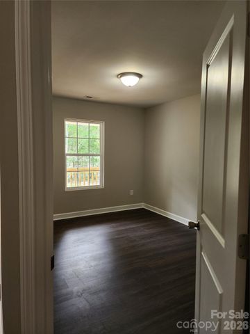 5900 Flamingo Drive 4, Conover, NC 28613