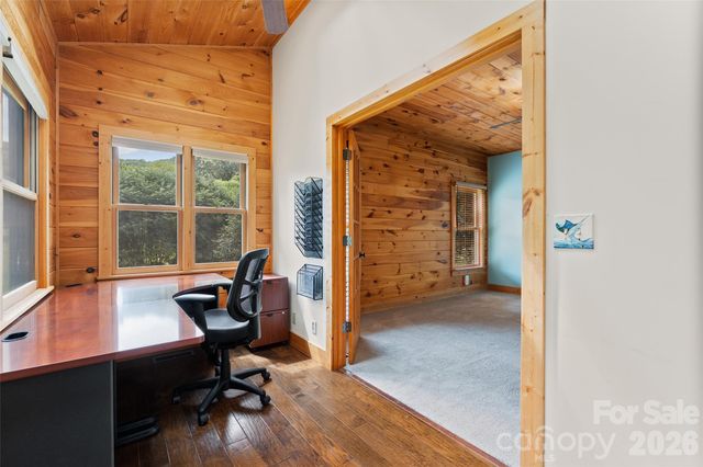 42 Chinaberry Court, Waynesville, NC 28785