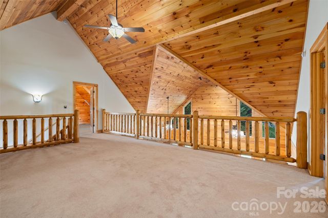 42 Chinaberry Court, Waynesville, NC 28785