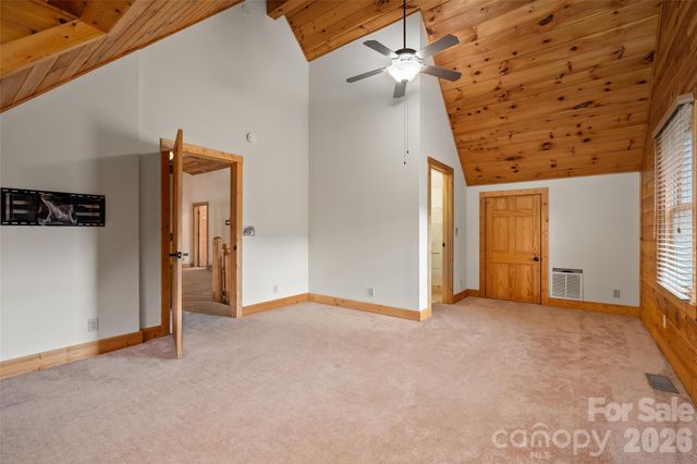 42 Chinaberry Court, Waynesville, NC 28785