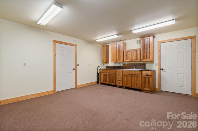 42 Chinaberry Court, Waynesville, NC 28785