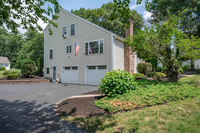 14 Village Drive, Atkinson, NH 03811