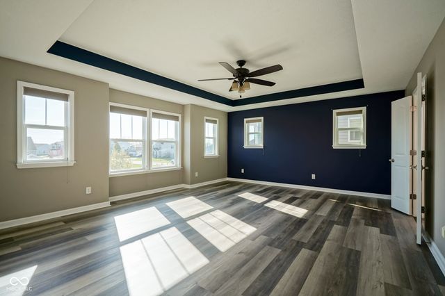 5764 Bluff View Lane, Whitestown, IN 46075