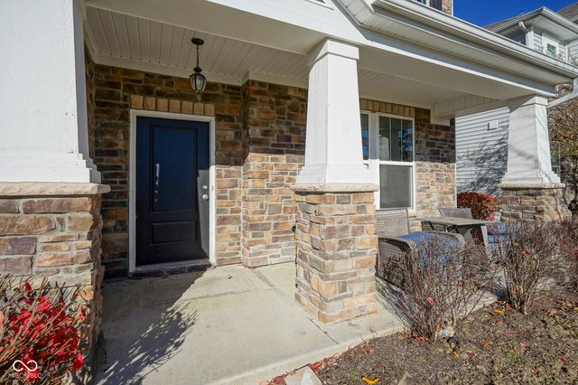 5764 Bluff View Lane, Whitestown, IN 46075