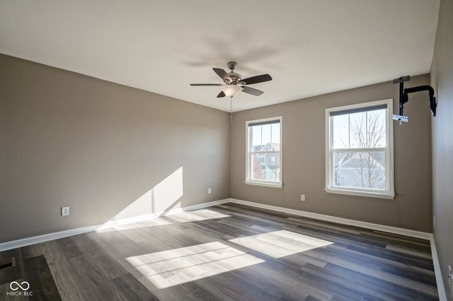 5764 Bluff View Lane, Whitestown, IN 46075