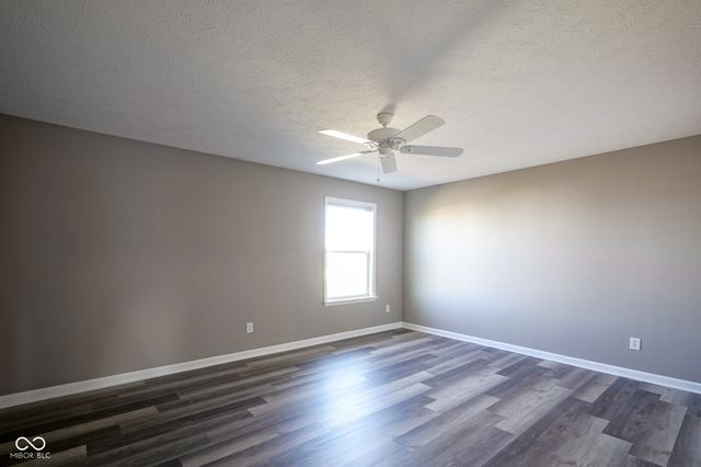 5764 Bluff View Lane, Whitestown, IN 46075