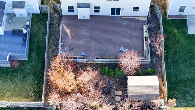 5764 Bluff View Lane, Whitestown, IN 46075