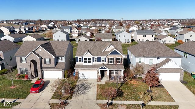 5764 Bluff View Lane, Whitestown, IN 46075