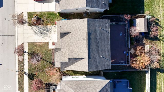 5764 Bluff View Lane, Whitestown, IN 46075