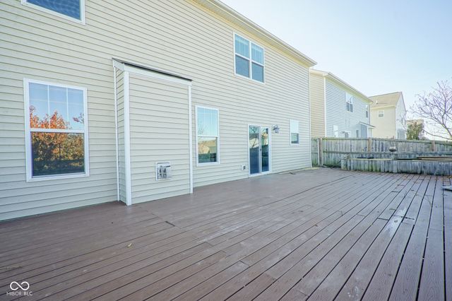 5764 Bluff View Lane, Whitestown, IN 46075