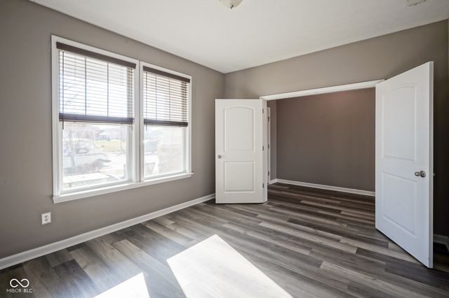 5764 Bluff View Lane, Whitestown, IN 46075