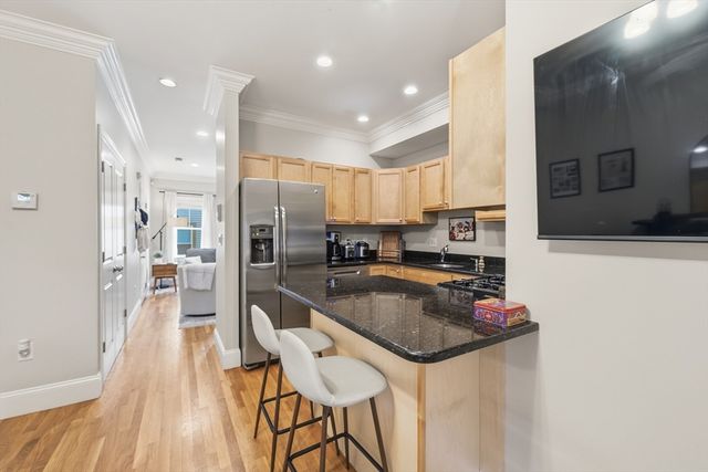 301-303 Bolton St 1, Boston, MA 02127