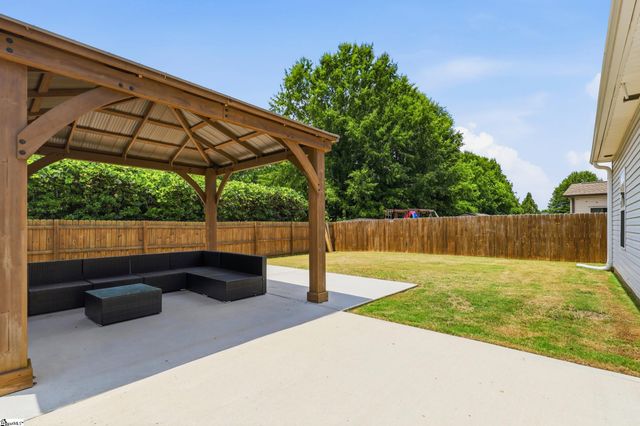 103 Chadmore Street, Simpsonville, SC 29681