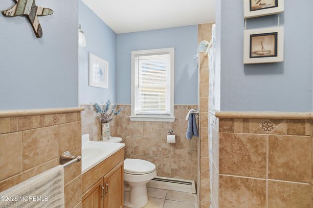 31 Charlotteville Drive S, Toms River, NJ 08757