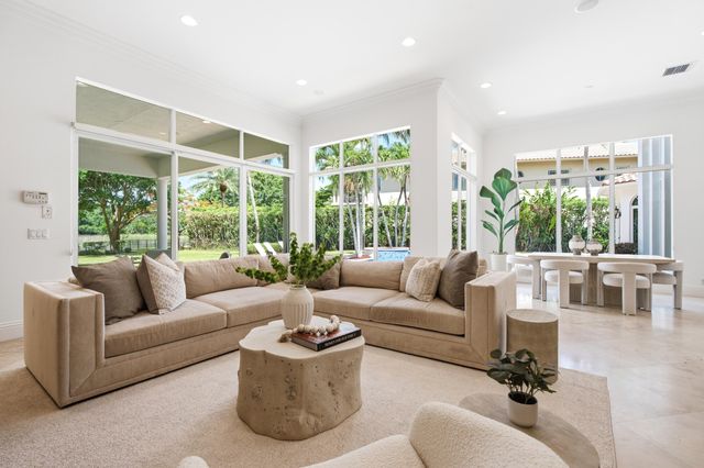 17165 Ave Le Rivage, Boca Raton, FL 33496